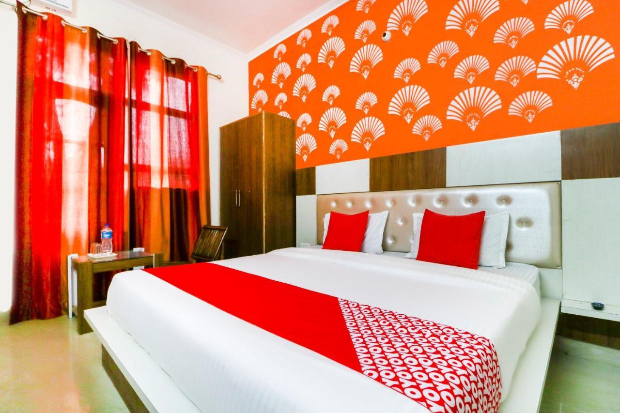 Oyo Hotel City View Nayagaon Exteriör bild